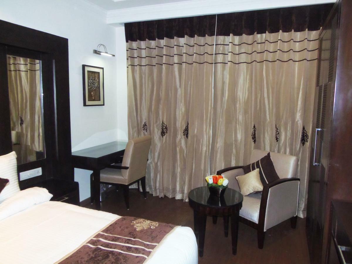 Hotel Bluemont Beacon New Delhi Gurgaon