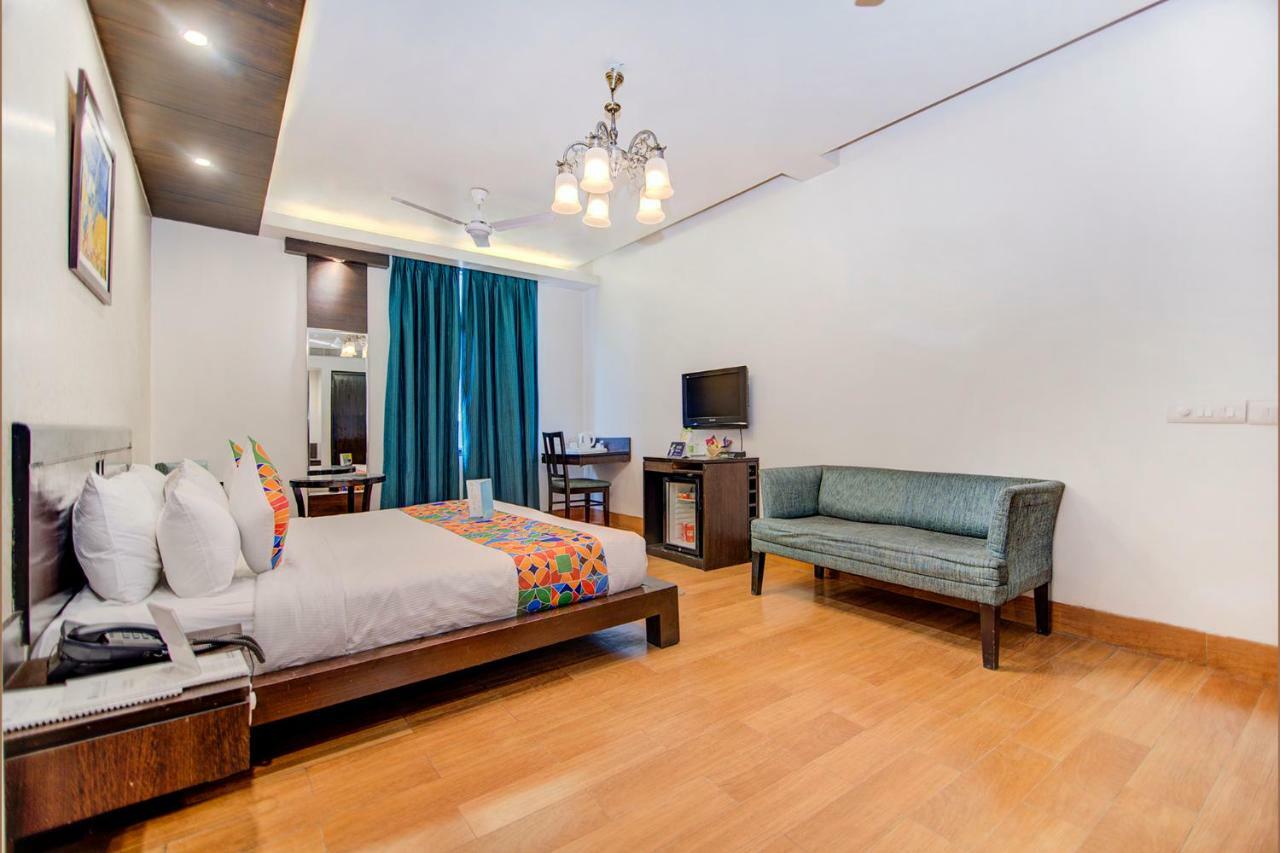 Fabhotel Rockland New Delhi