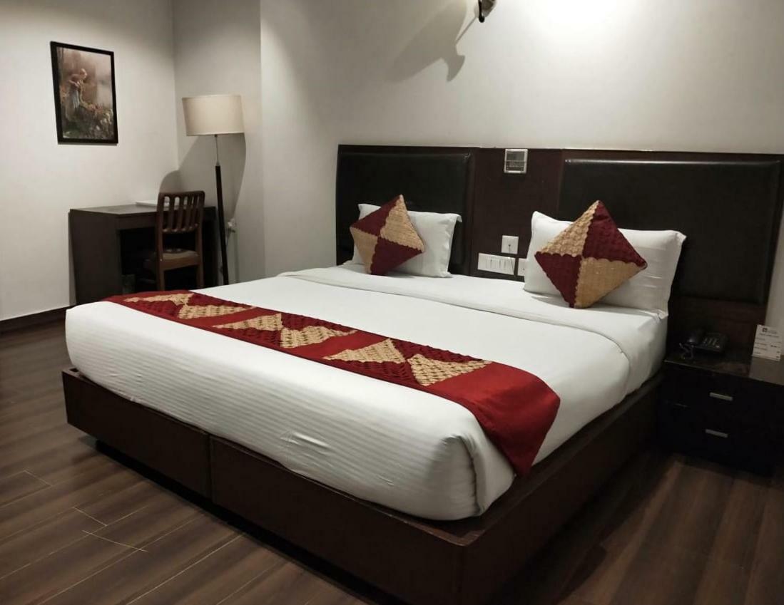 Saptagiri Hotel New Delhi