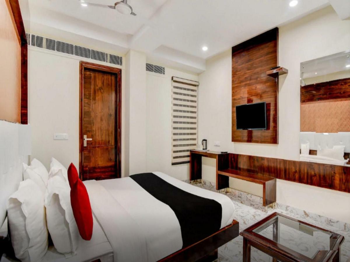 The Grand Uddhav Hotel