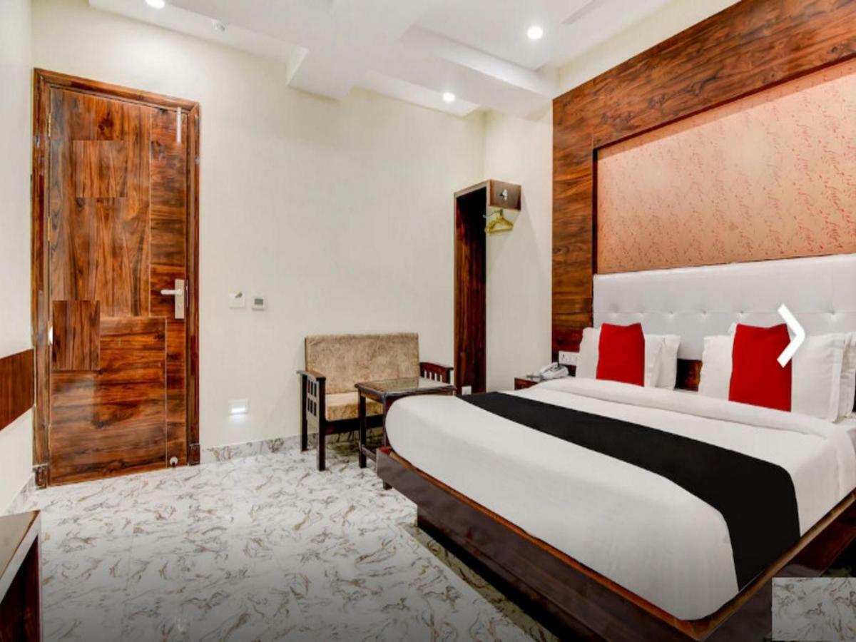 The Grand Uddhav Hotel 3*