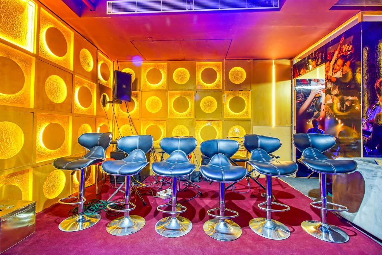 Hotel Fabhotel White Klove Near Railway Station 3*