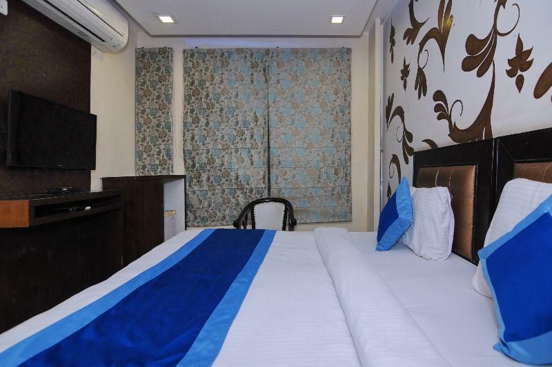 Fabhotel Rs Gera - Nr Nehru Place Market