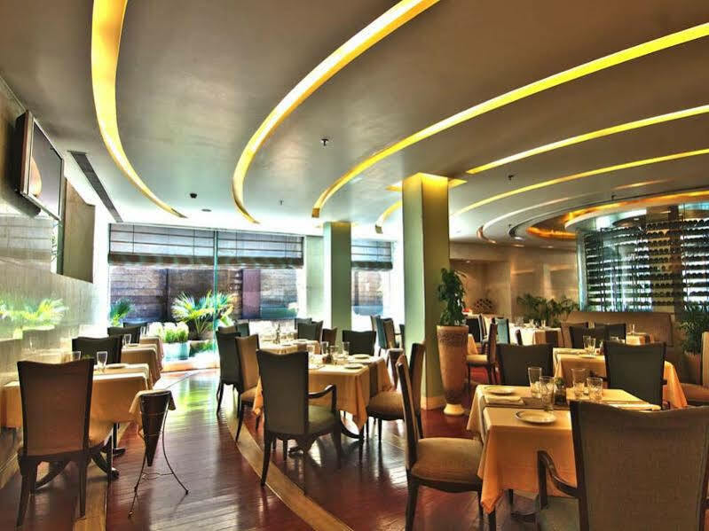 Hotel Jaypee Siddharth 5*
