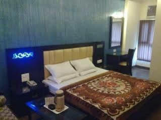 Hotel Arihant Inn-near Blk Hospital New Delhi
