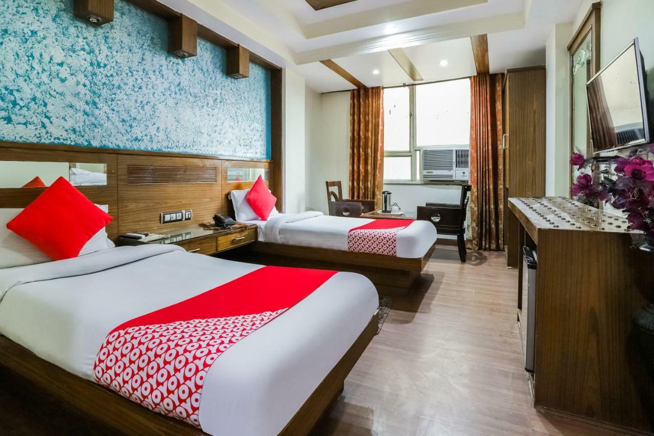 Shivdev International Near Railway Station Hotel Nova Deli