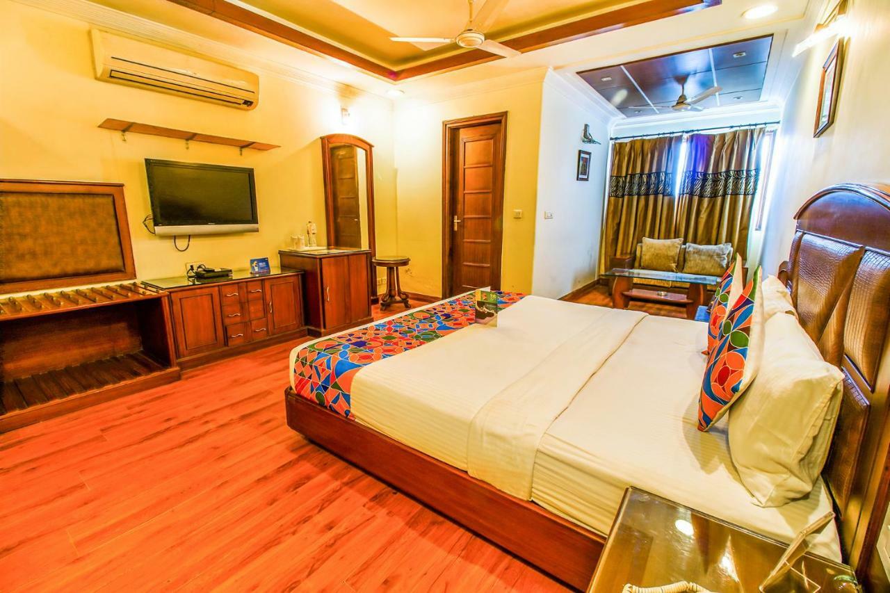 Fabhotel Residency 3*