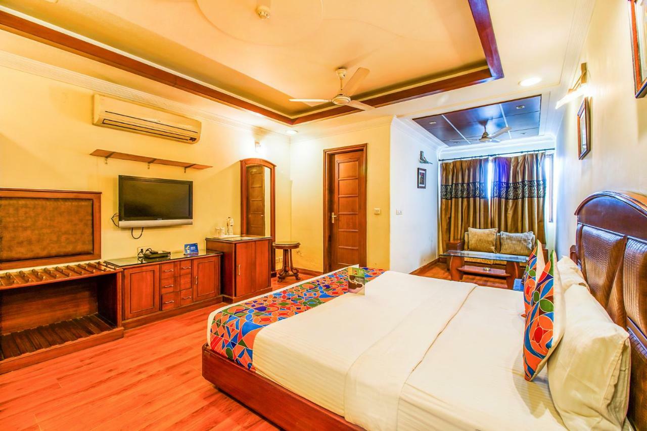 Fabhotel Residency