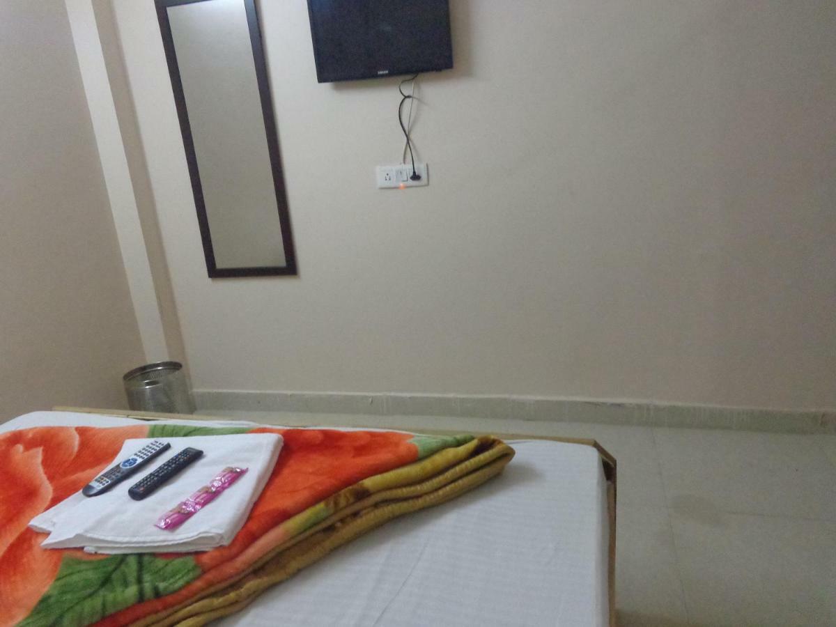 Delhi Inn,walk In Nizamuddin Railway Station 3* New Delhi