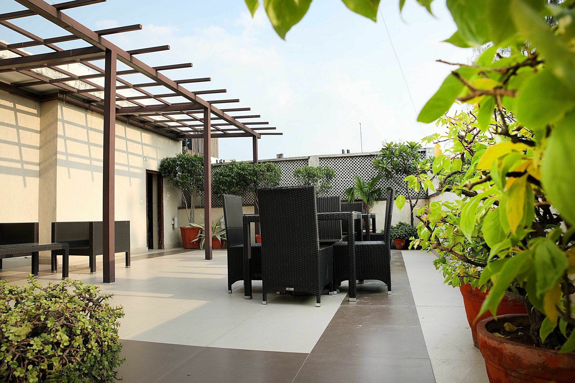Ahuja Residency Golf Links New Delhi