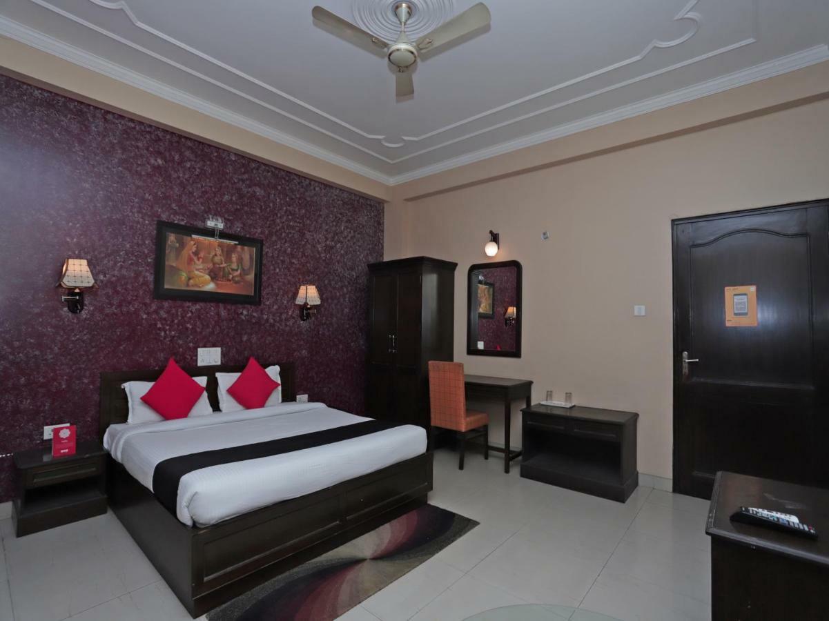 Rudraksh Plaza Hotel 3*