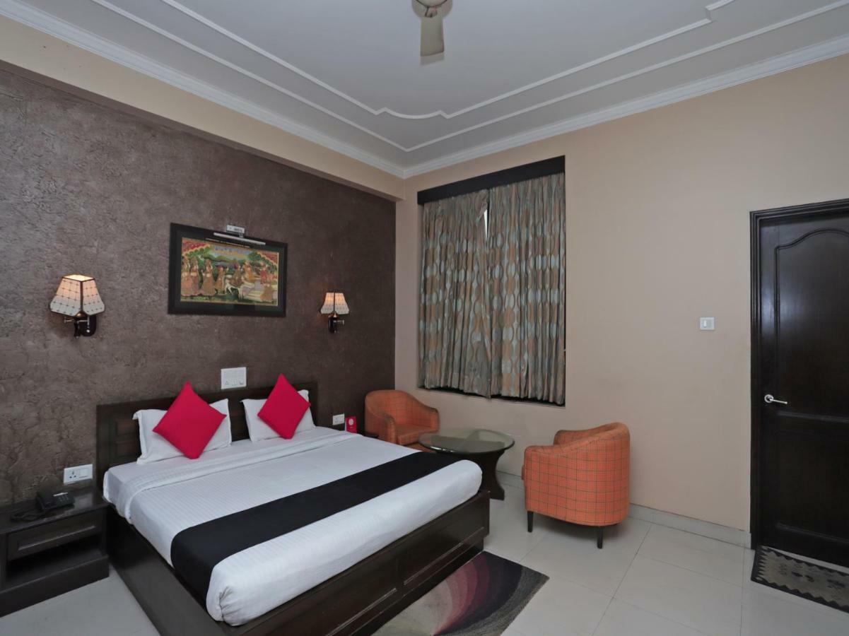 Hotel Rudraksh Plaza 3*