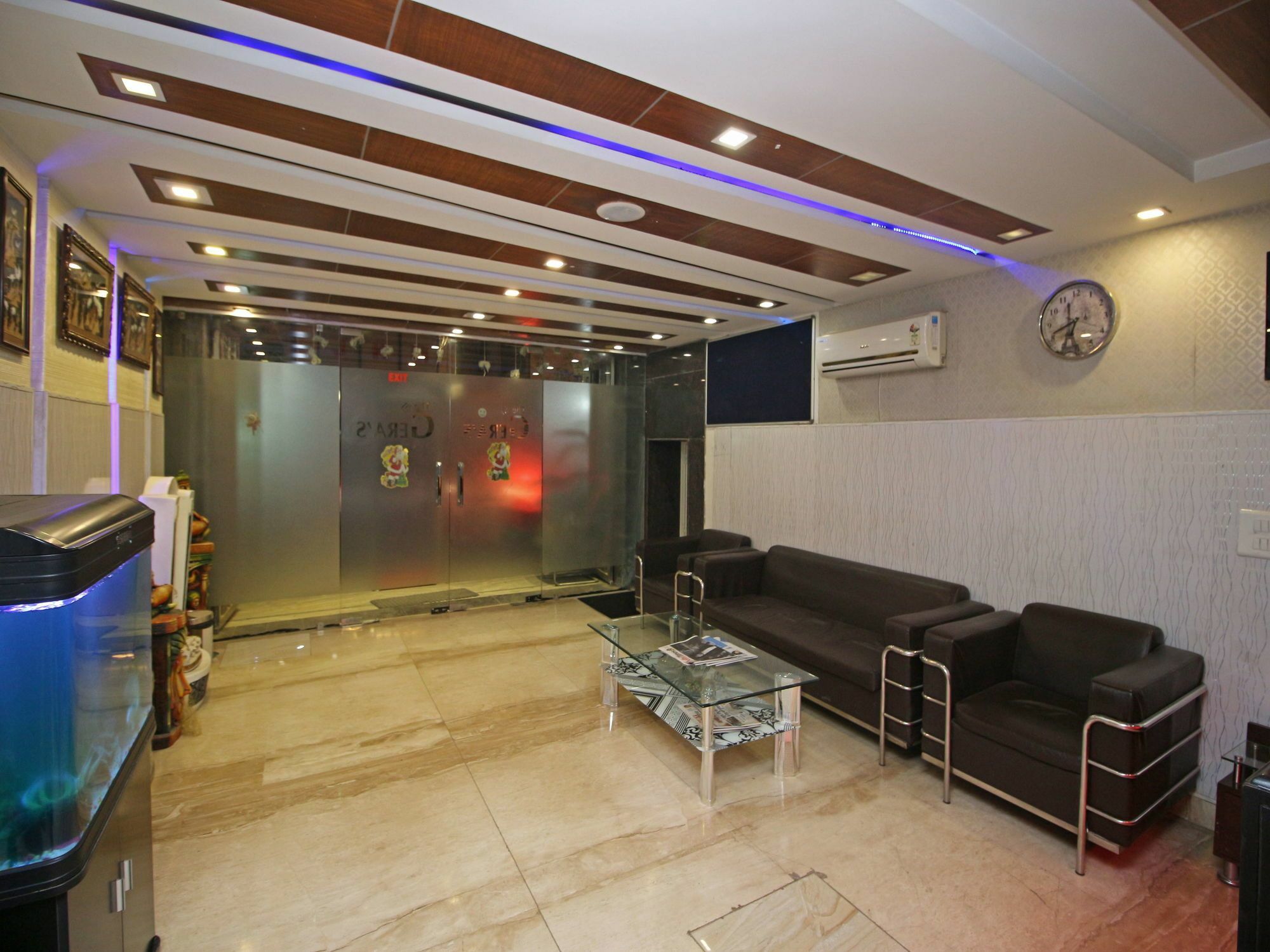 Hotel Fabhotel Rs Gera - Nr Nehru Place Market