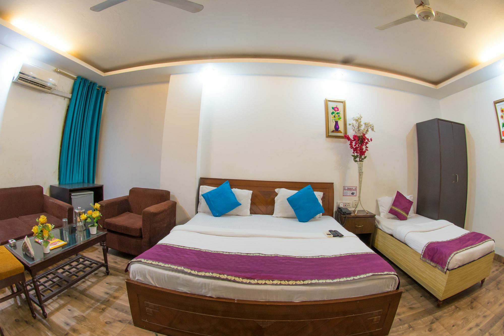 Hotel Hanuwant Palace New Delhi