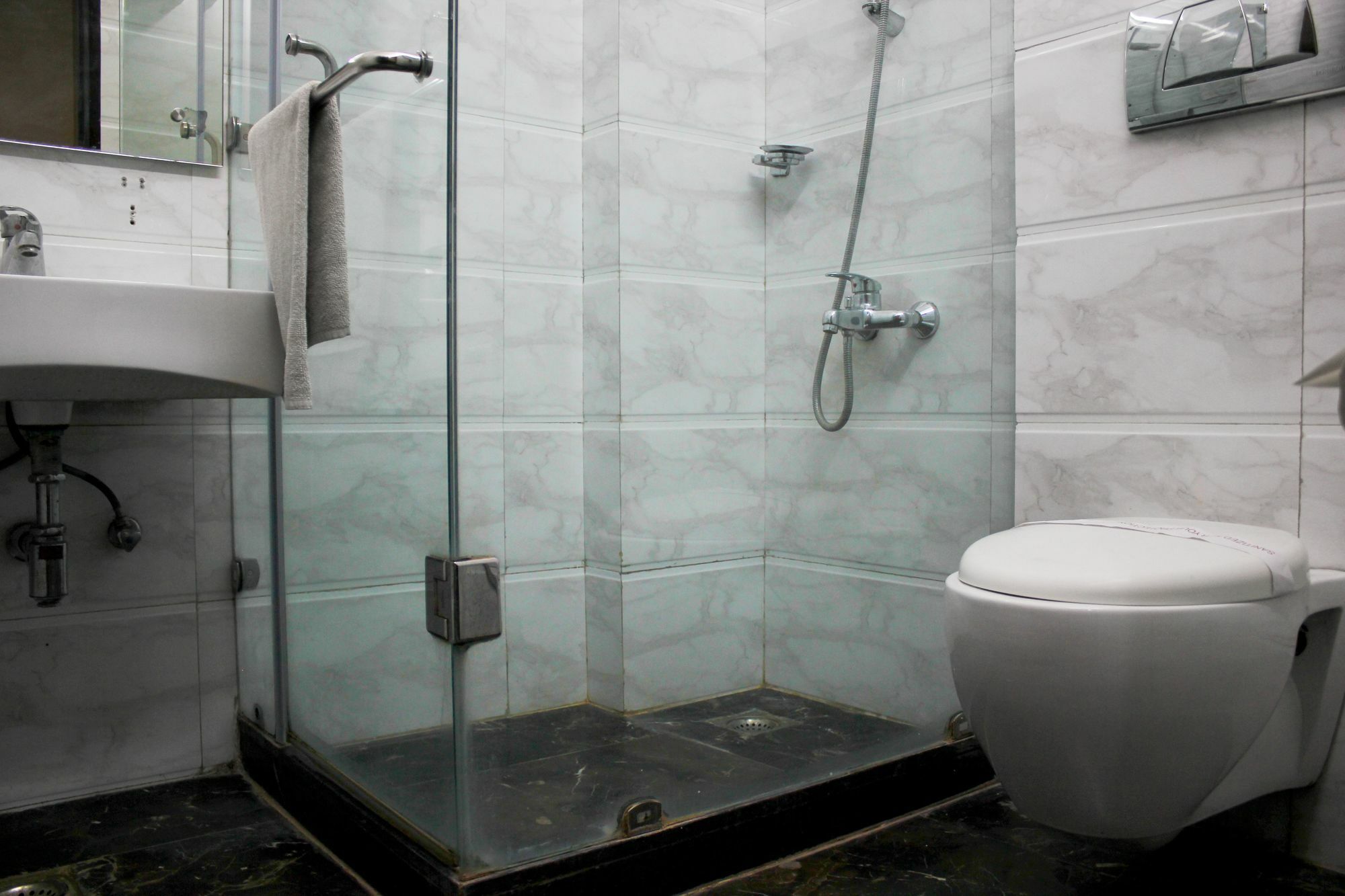 Fabhotel Marble Arch Karol Bagh Hotel