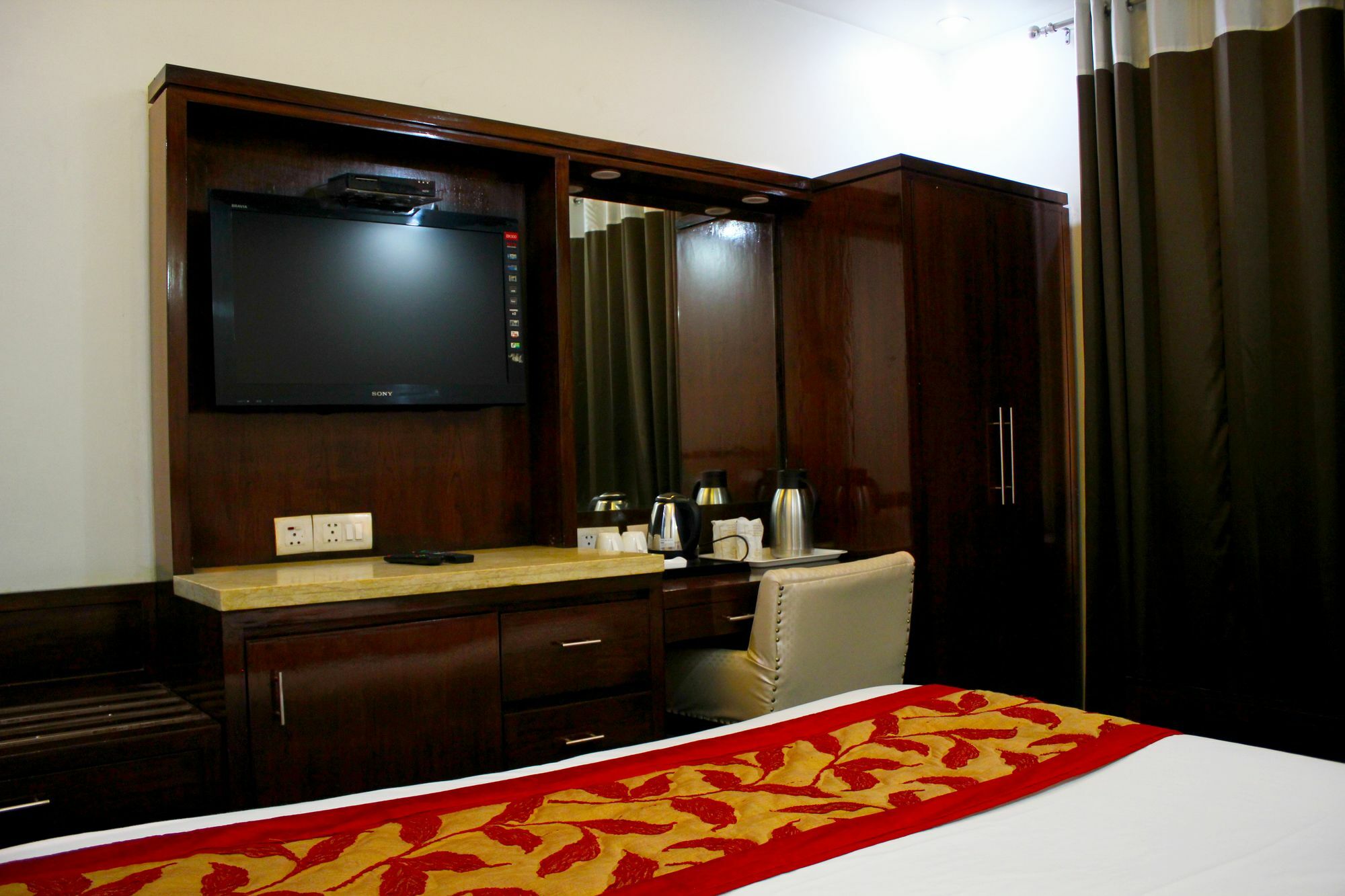 Fabhotel Marble Arch Karol Bagh