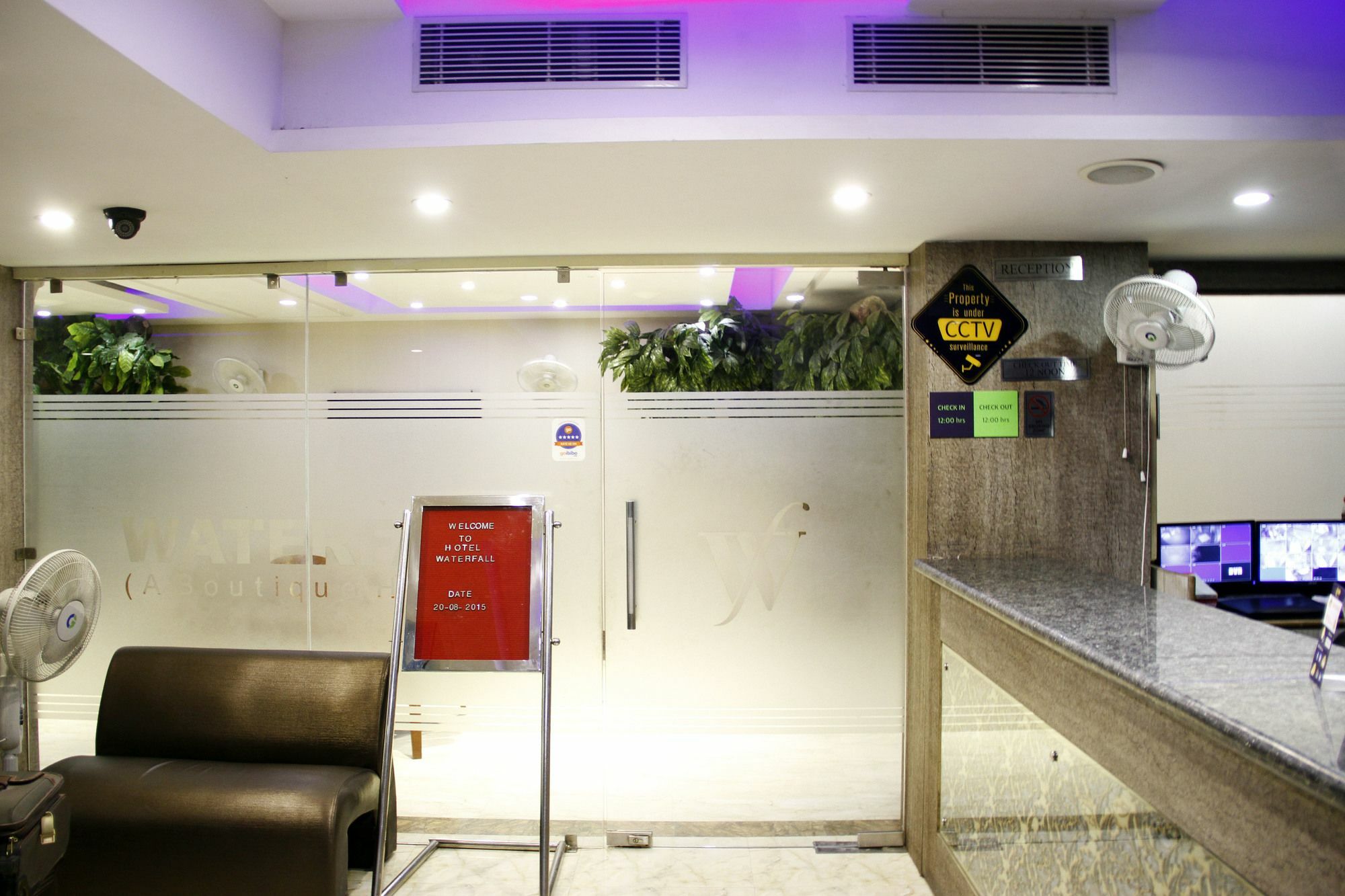 Hotel Waterfall