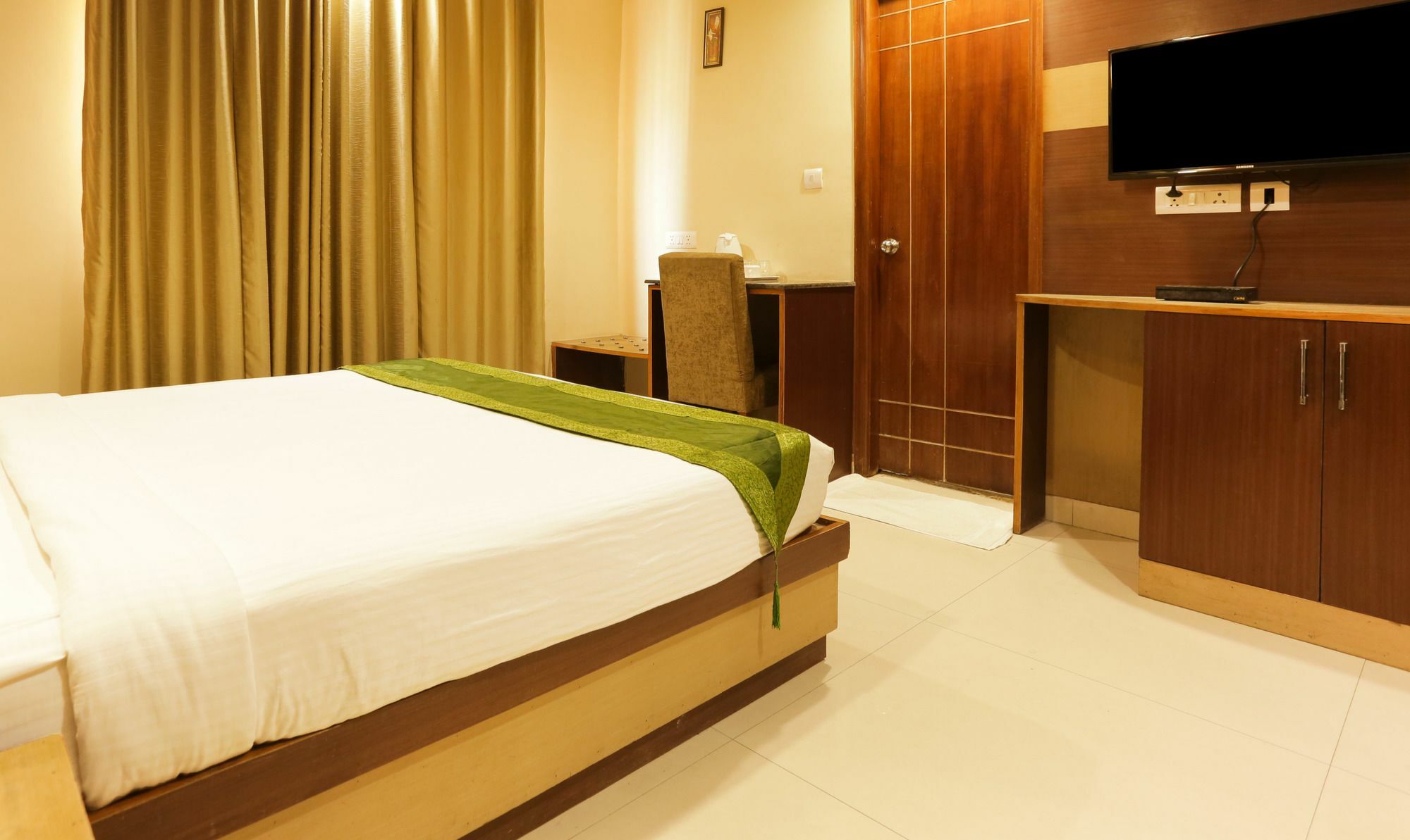 Treebo Balsons International New Delhi