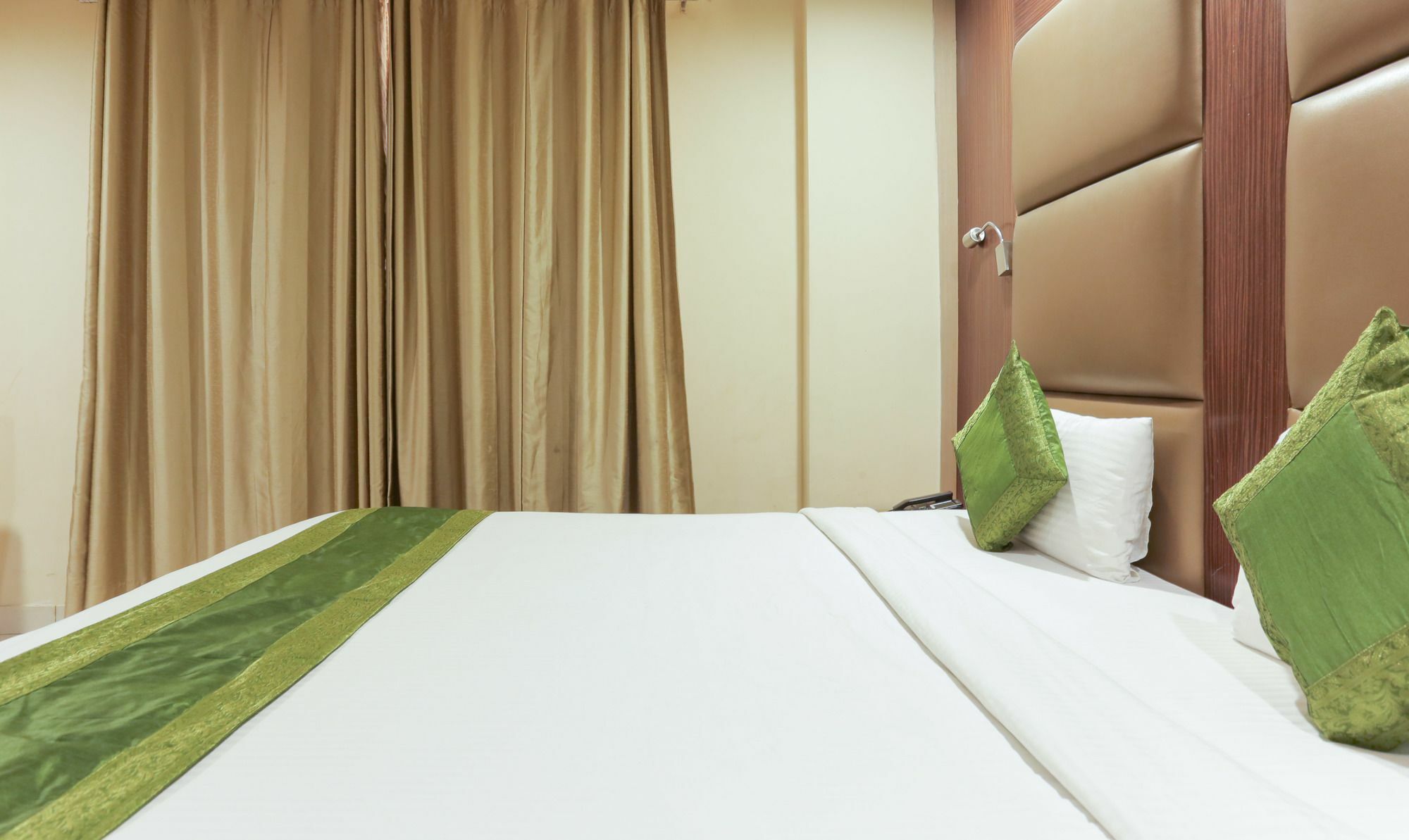 Treebo Balsons International Hotel