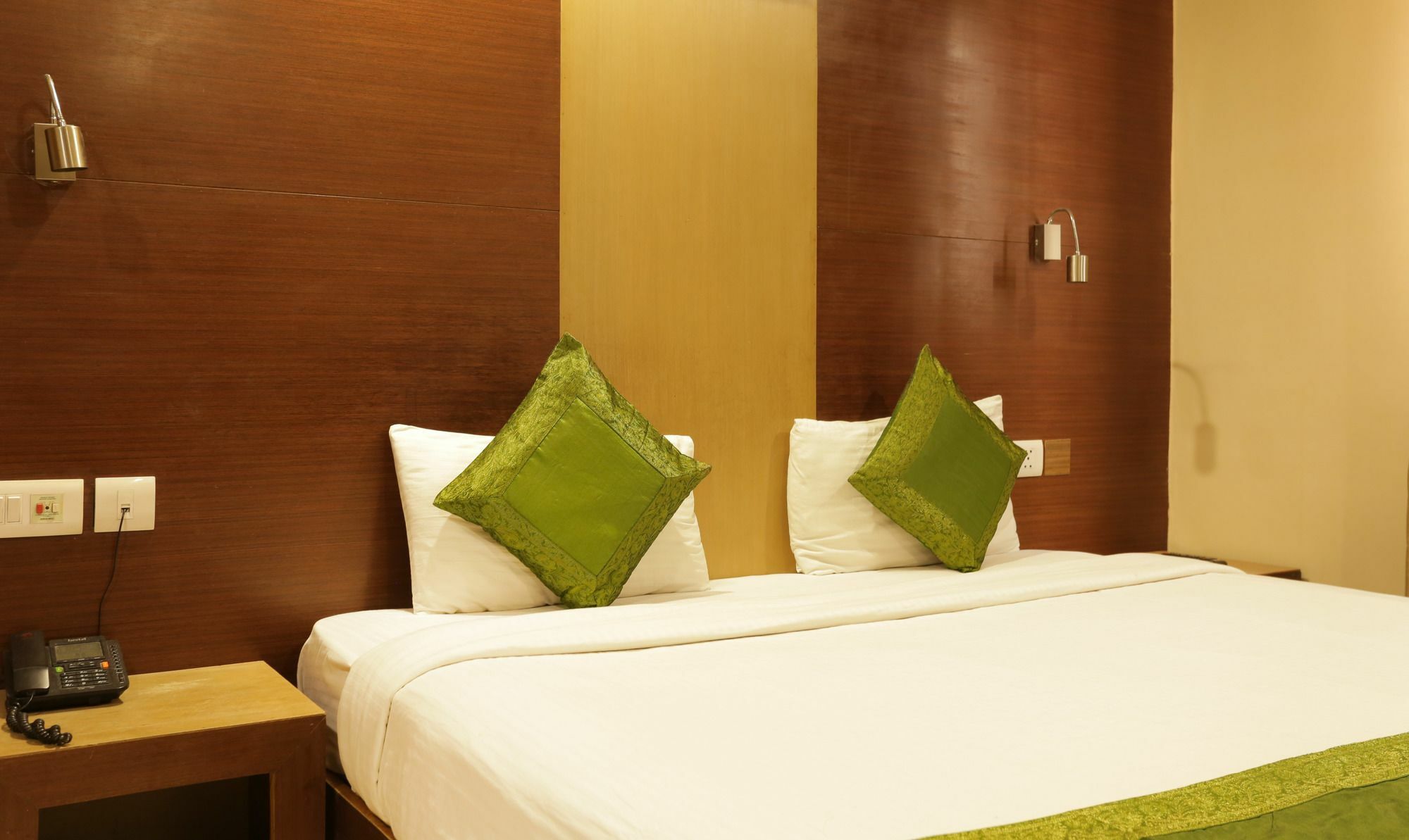 Hotel Treebo Balsons International