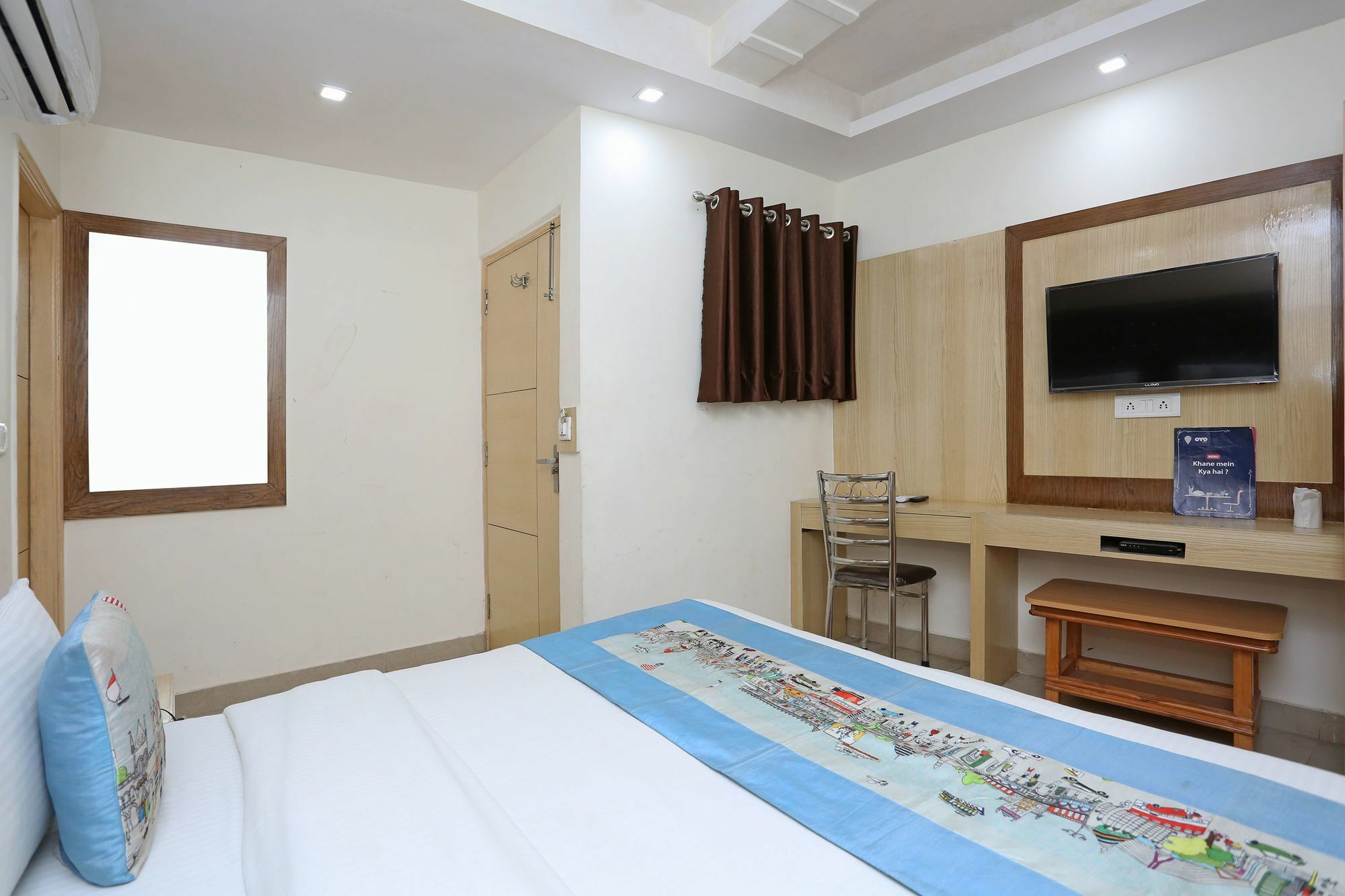 Hotel Oyo 9233 Lord Krishna 3*