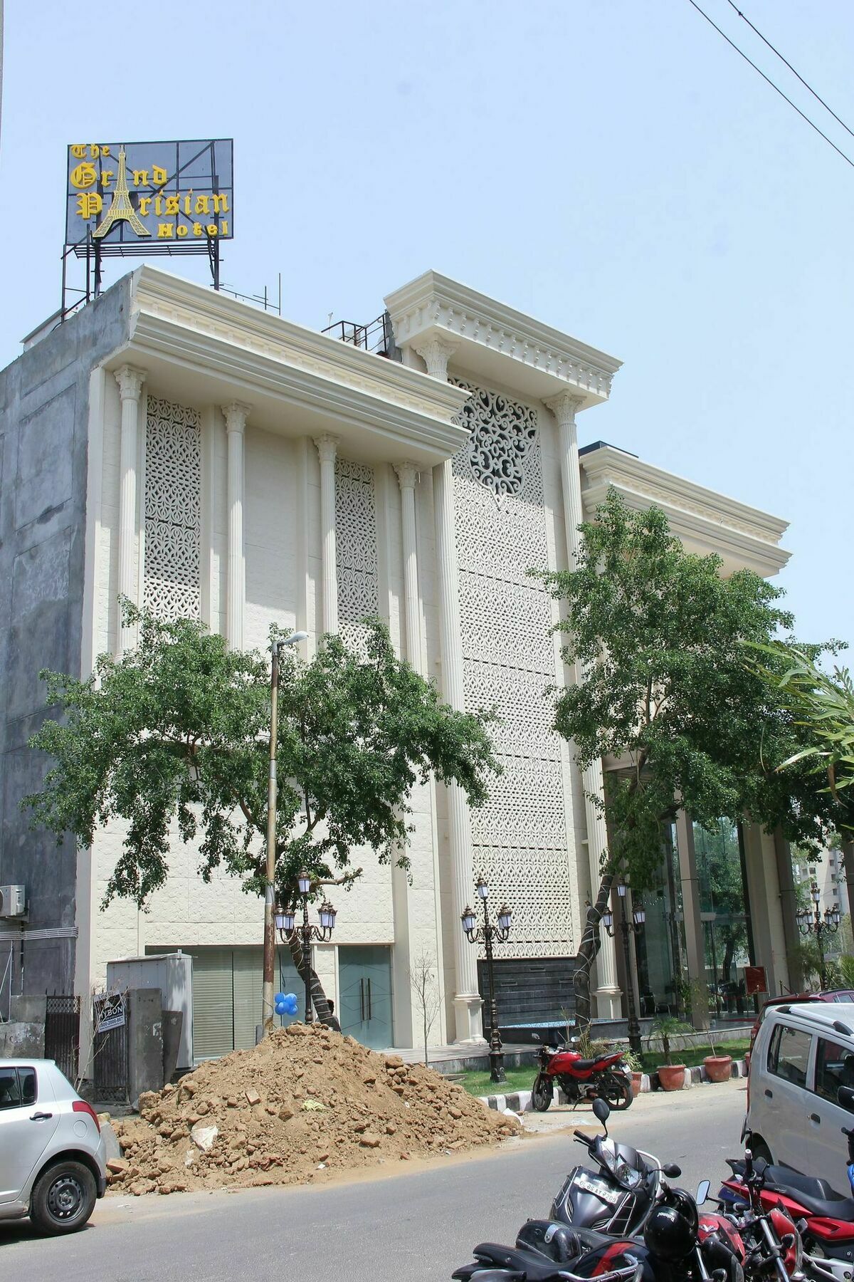 Hotel The Grand Parisian Delhi (National Capital Territory of India)