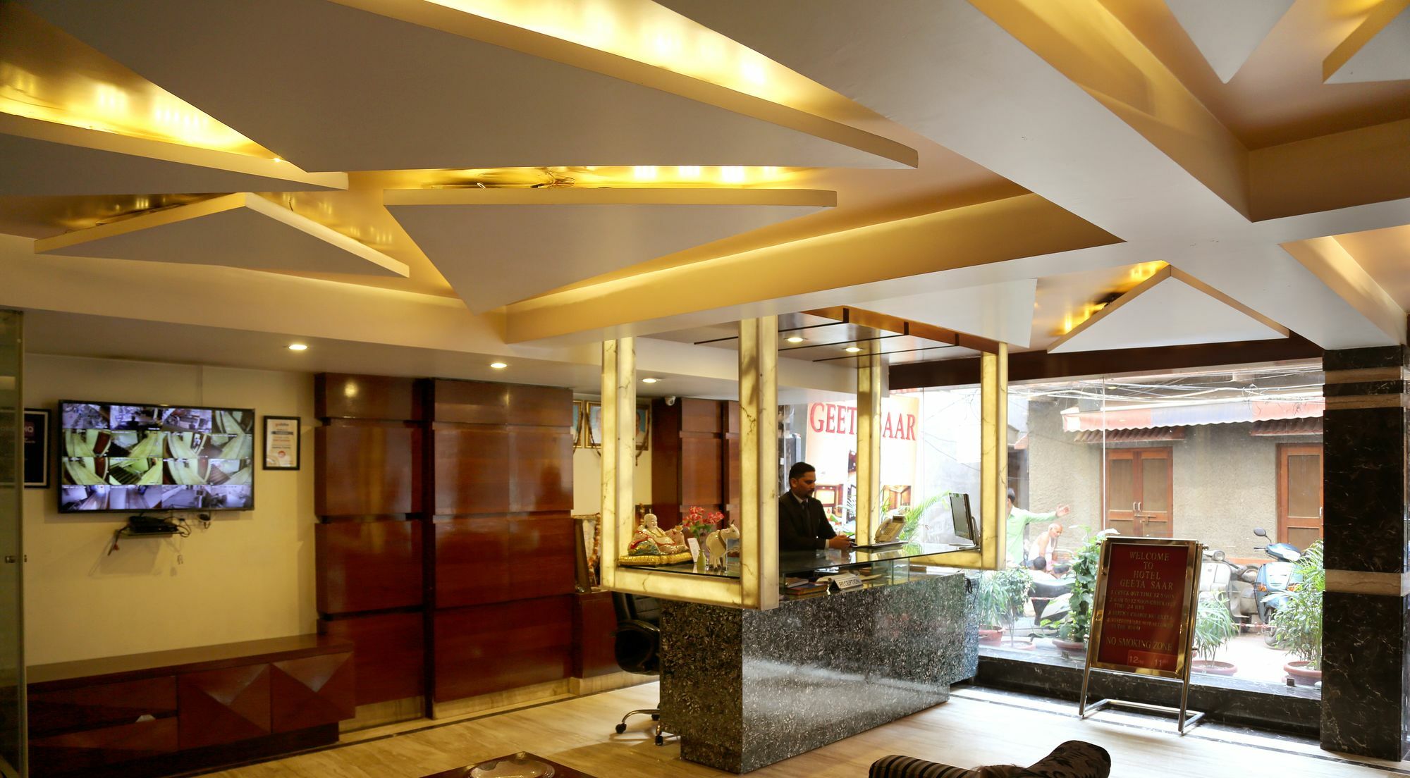 Hotel Geeta Saar