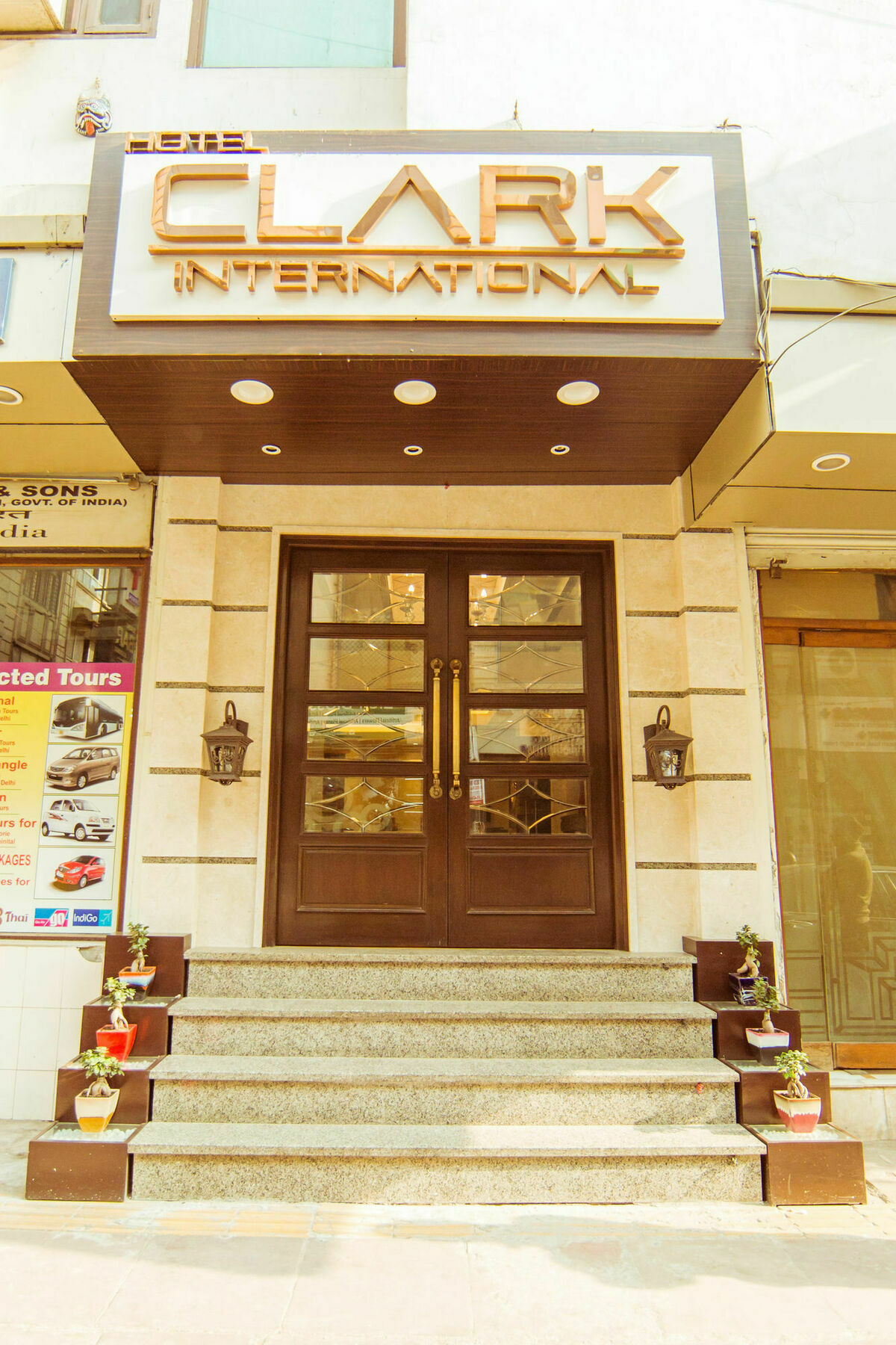 Clark International Hotel 3*