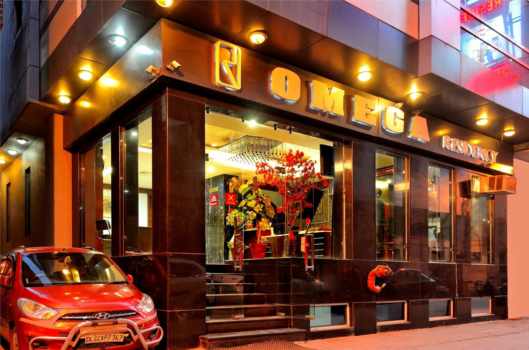 Omega Residency Hotel 3*