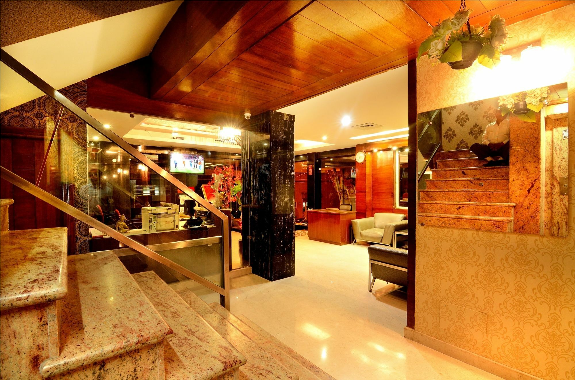 Hotel Omega Residency 3*