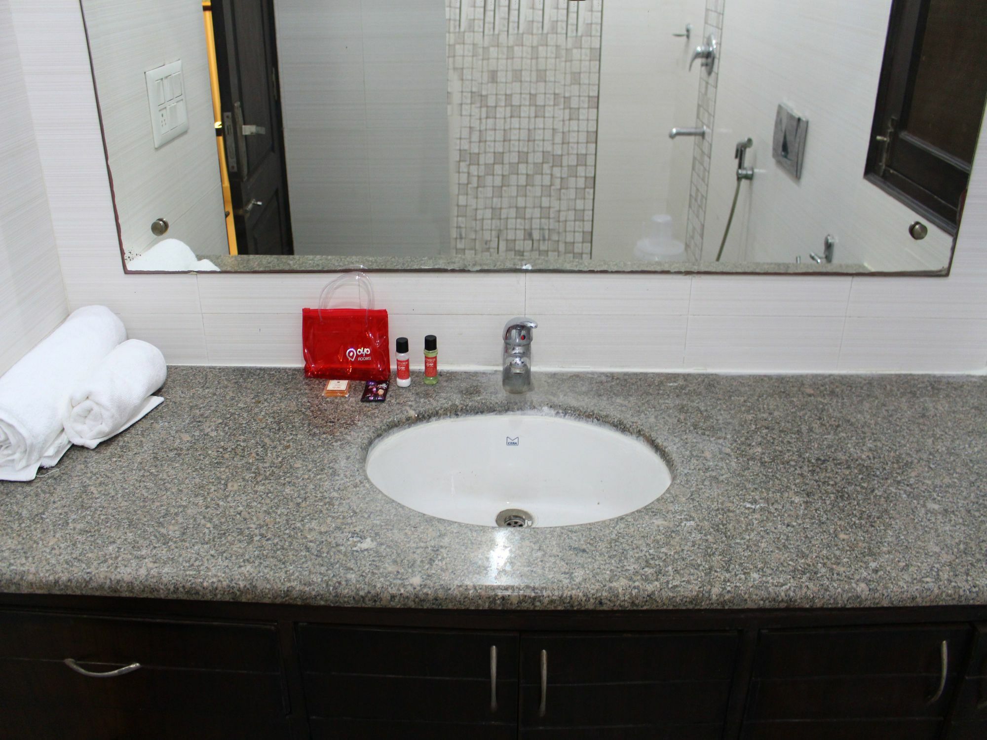 Oyo 2680 Presidency New Delhi