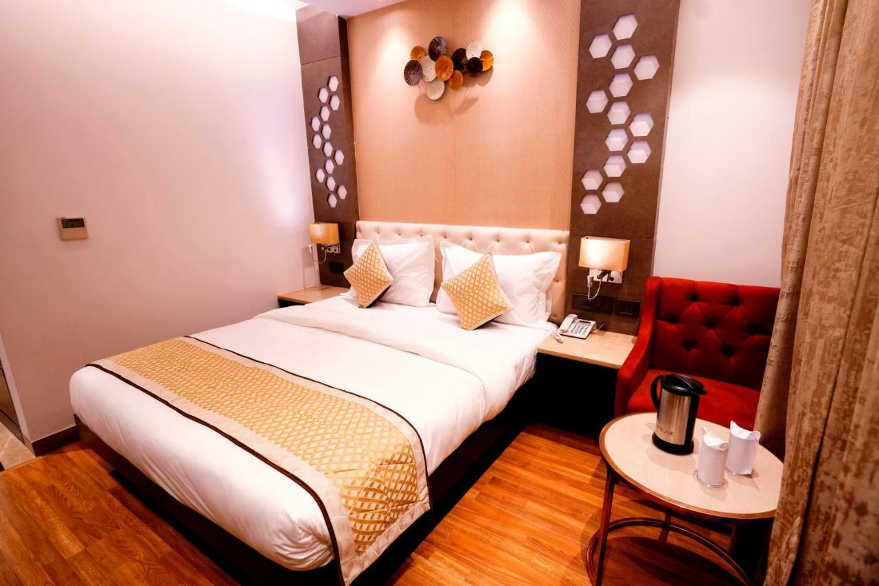 Pride With Free Airport Pickup 4* New Delhi