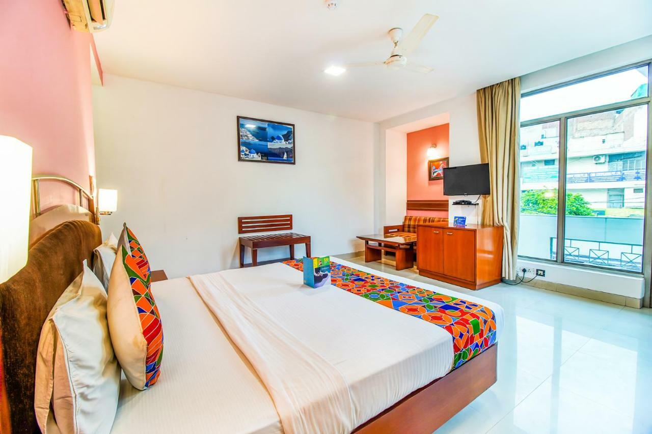 Fabhotel Divine Hotel