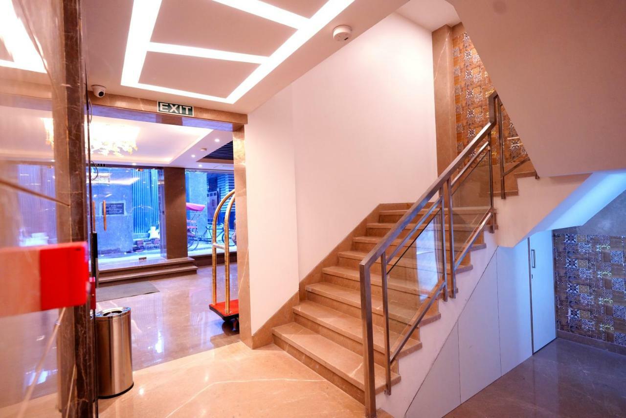 Pride With Free Airport Pickup Hotel New Delhi