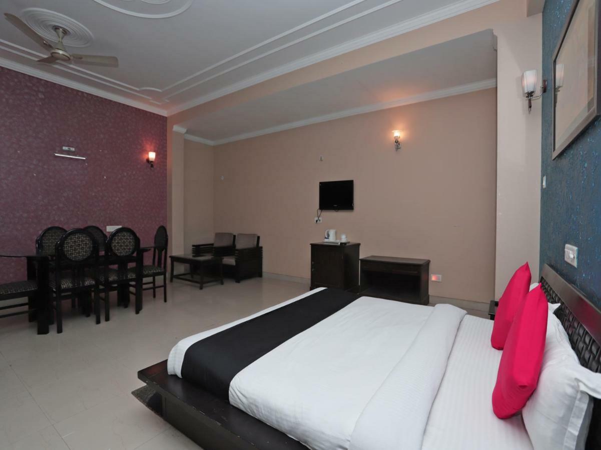 Rudraksh Plaza Hotel