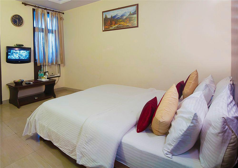 Airport Vishal Residency New Delhi