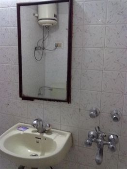 Elegant International Hotel 2*