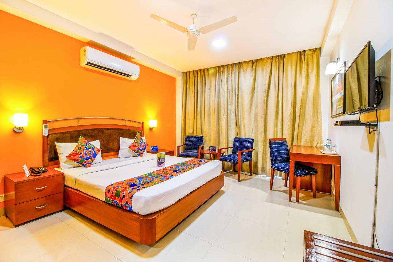 Fabhotel Divine
