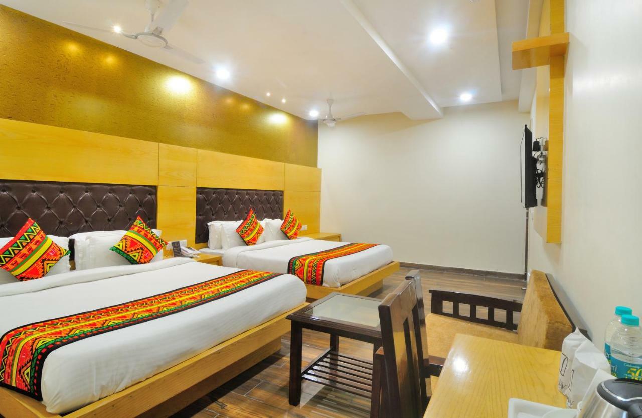 The Grand Uddhav Nova Deli