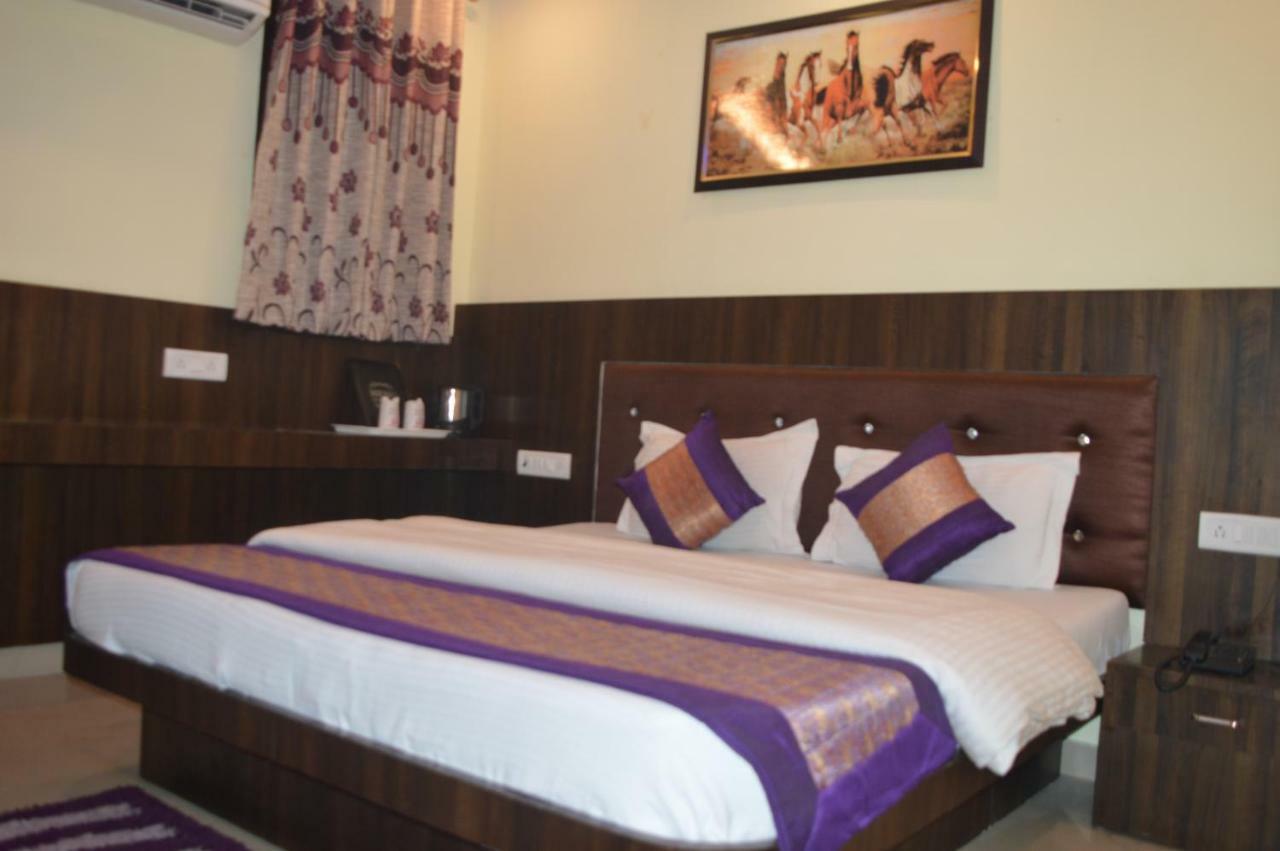 Ganga 3* New Delhi