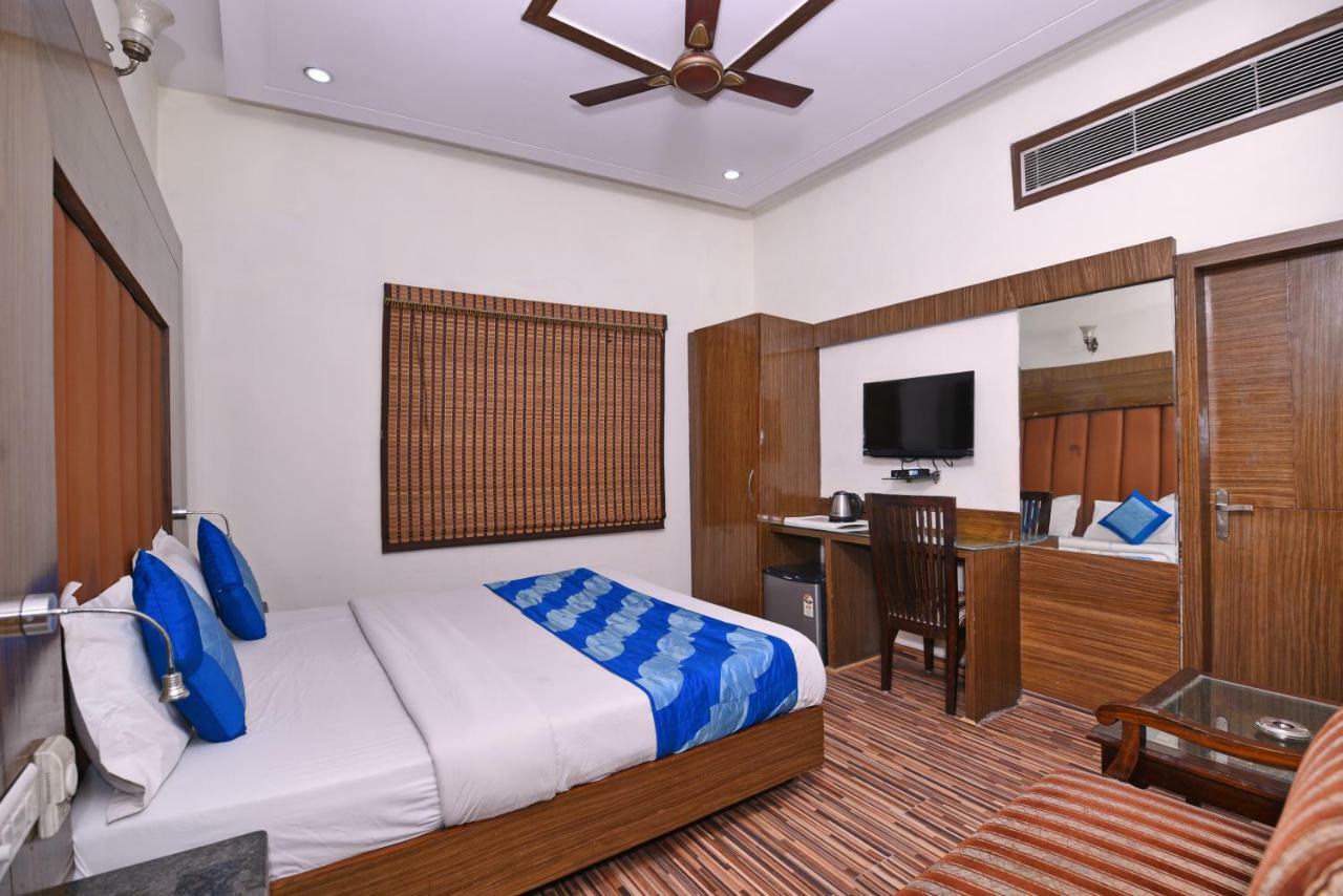 Mohan International 3* New Delhi
