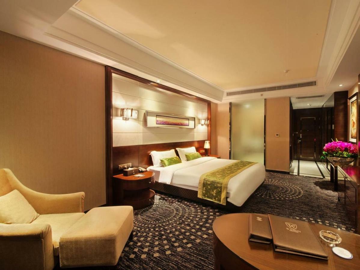 Hotel Caves Near Igi Airport Delhi