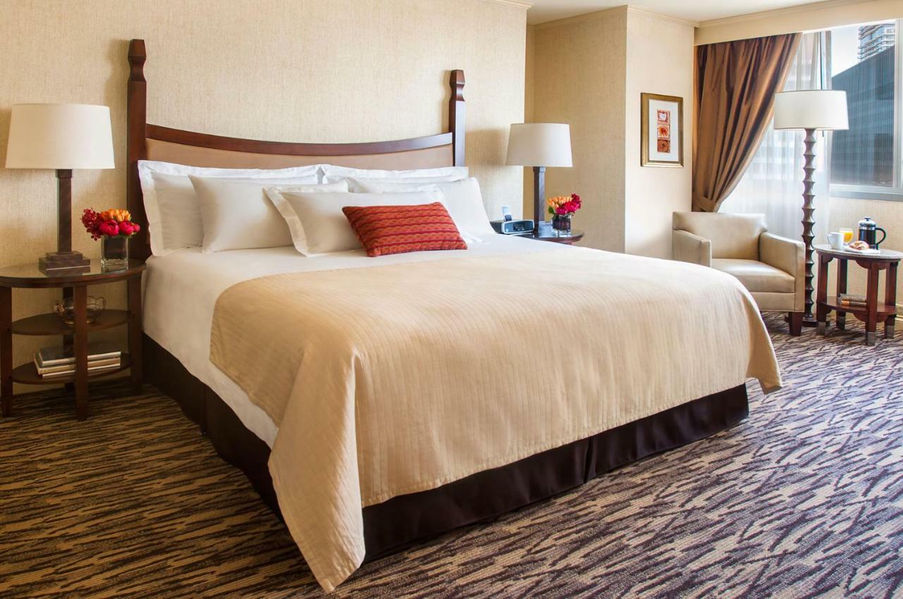Hotel Caves Near Igi Airport Delhi Hotel 3*