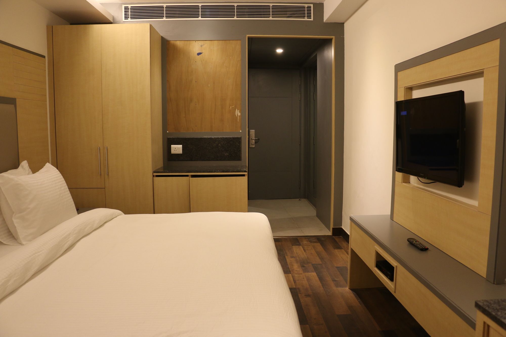 Hotel Superb 5 Mins Walk From Station New Delhi