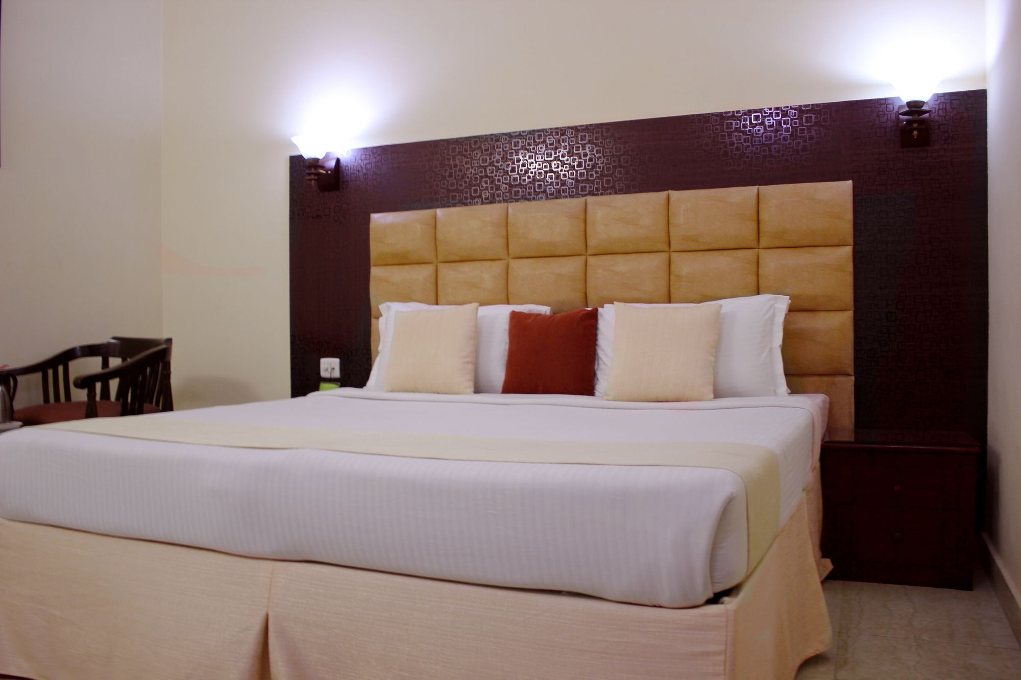 Fabhotel Conclave Comfort Eok 3*