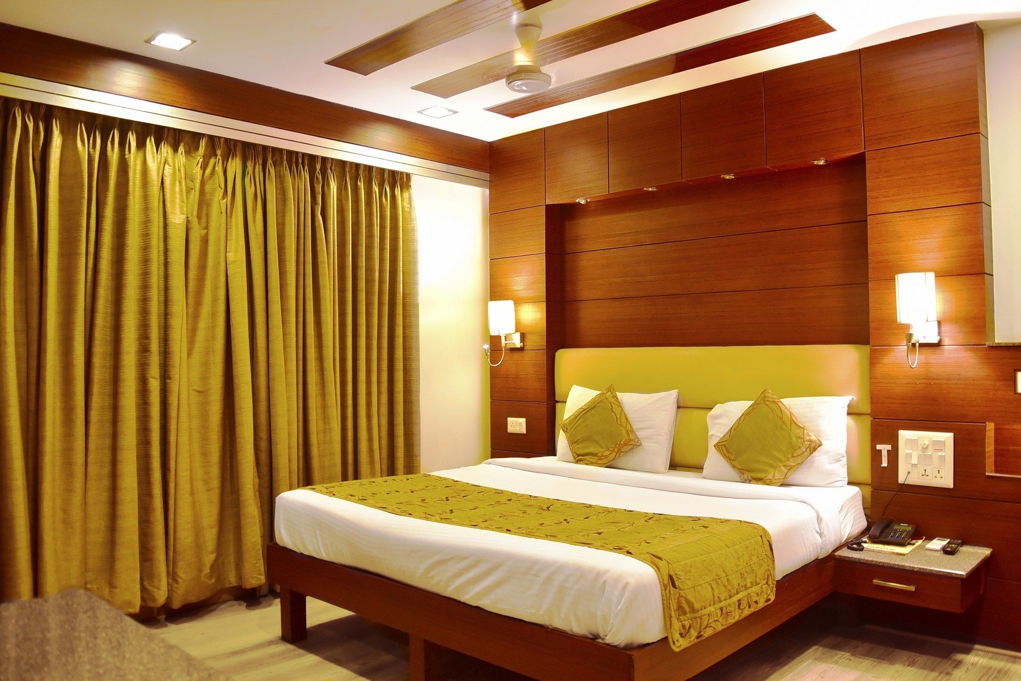 Fabhotel Amaltas Park Hotel 3*