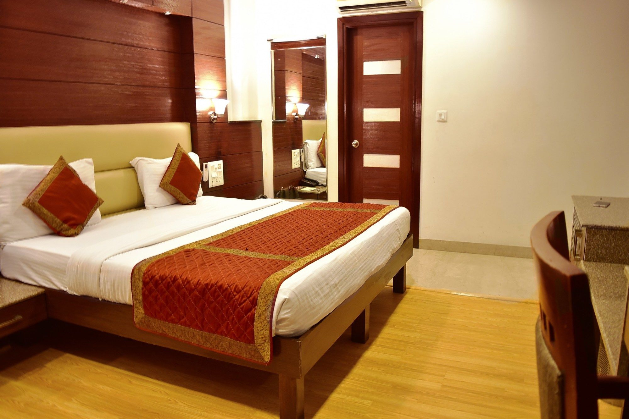 Fabhotel Amaltas Park New Delhi