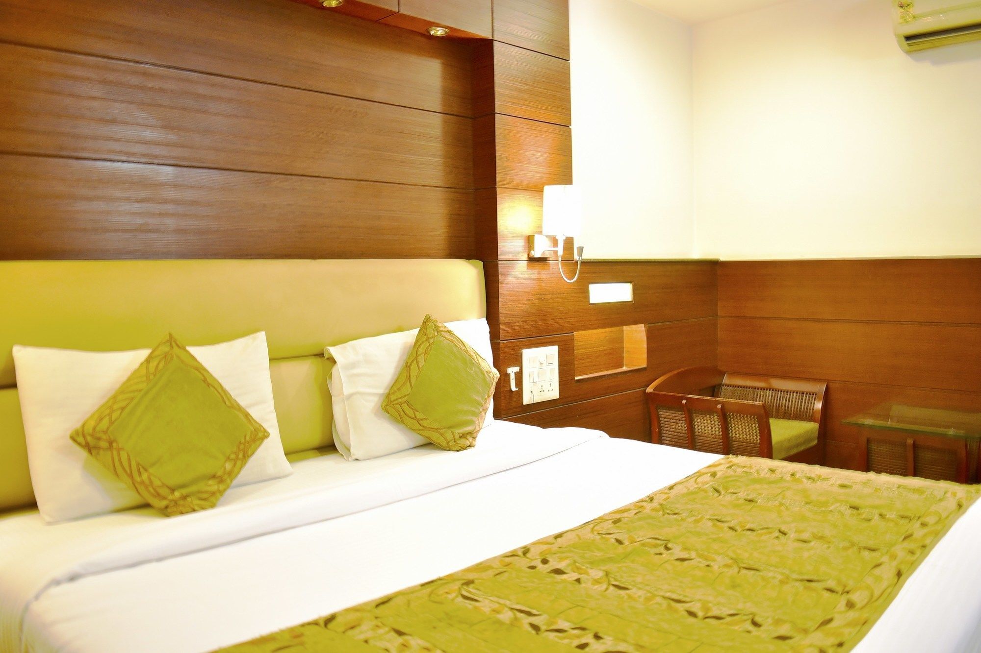 Hotel Fabhotel Amaltas Park 3*