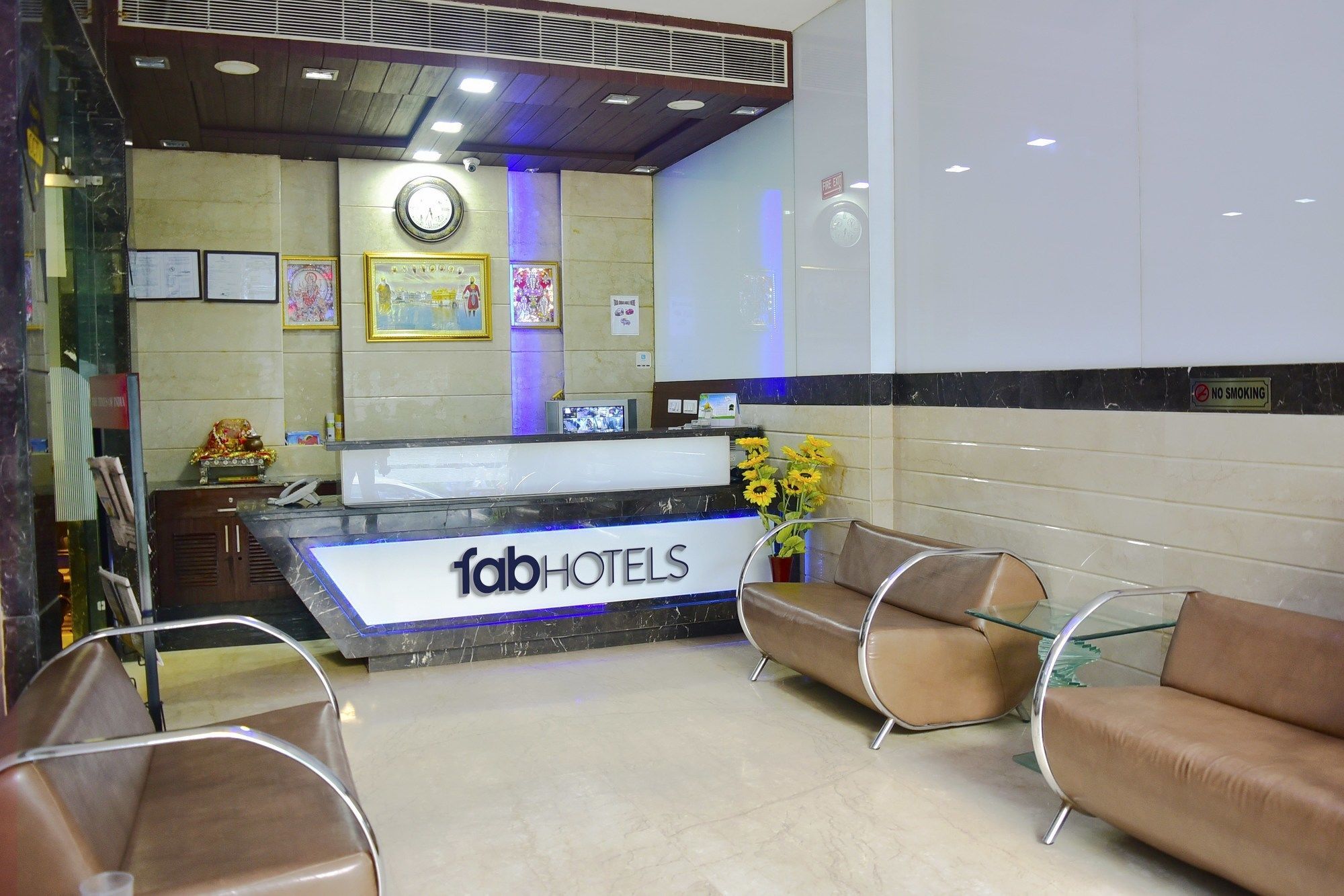 Fabhotel Amaltas Park New Delhi
