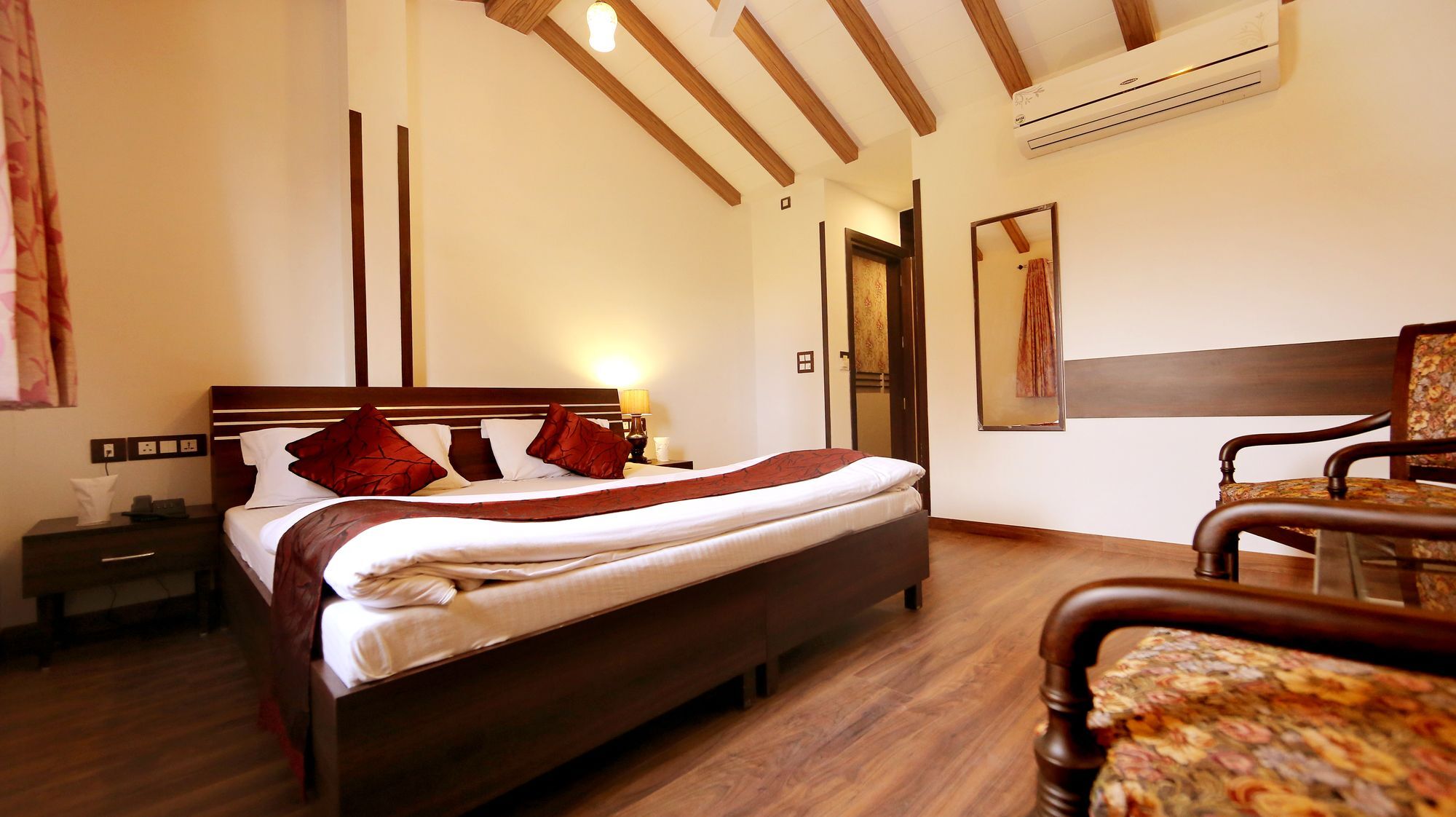 Hotel Aiwan-e-shahi